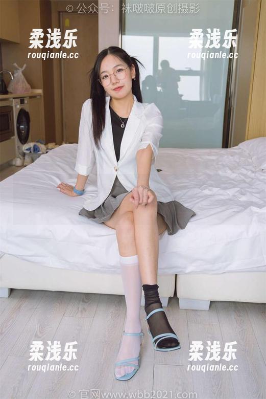 BoBoSocks袜啵啵-小淳 BoBoSocks袜啵啵 - 高清咖啡丝大公开,小淳的独家配方,别说我没提醒。