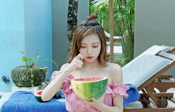 Feilin嗲囡囡 – 萌琪琪Irene的女友合集：缤纷的角色换换换！