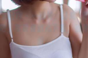 GIRLT果团网 – …别哭，让龚玥菲的自拍拯救你吧，写真集随心下载，别掉以轻心哦。