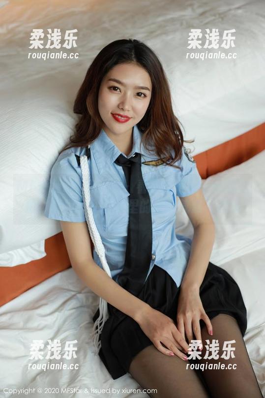 MFStar模范学院-萌琪琪Irene MFStar模范学院 - 看萌琪琪Irene的私拍,哦,少女图集里的叛逆气息,真逗