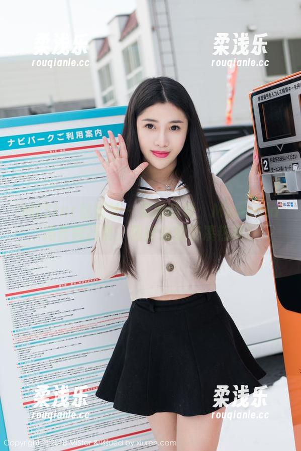 MiStar魅妍社-Manuela玛鲁娜 MiStar魅妍社 - 美图特辑:Manuela玛鲁娜日常,猫咪也想来凑热闹!