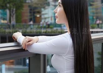 MiiTao蜜桃社 – 伊素妍不经意的私房时光，这件皮衣让我想多了