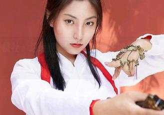 MiiTao蜜桃社 – 这组校服图集，李梦婷的气质好到让人想说点啥，啊，更新了！