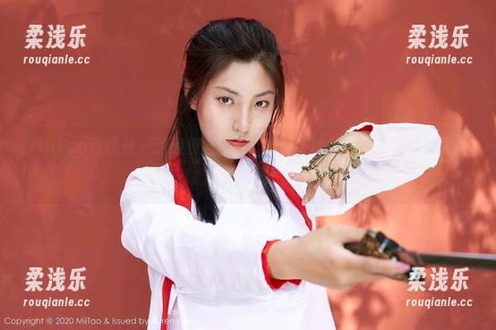 MiiTao蜜桃社 - 这组校服图集，李梦婷的气质好到让人想说点啥，啊，更新了！