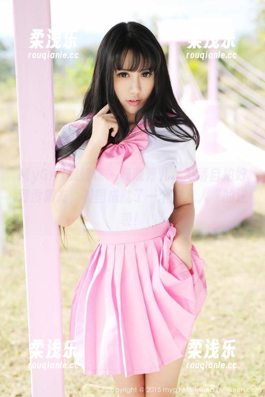 MyGirl美媛馆 - 杨晓青儿，高清自拍好到没朋友，美图成就了一个”凡人“的逆袭！