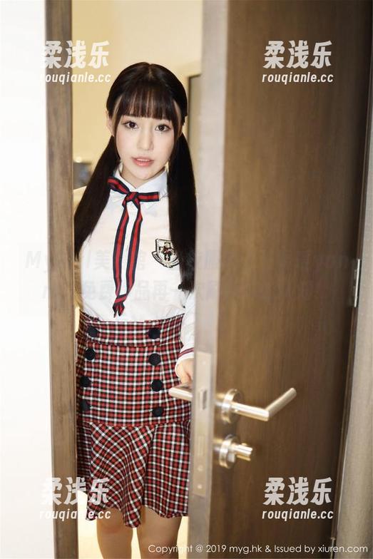 MyGirl美媛馆-王馨瑶yanni MyGirl美媛馆 - 当校服遇上王馨瑶yanni,免费作品再一次刷新你的认知!