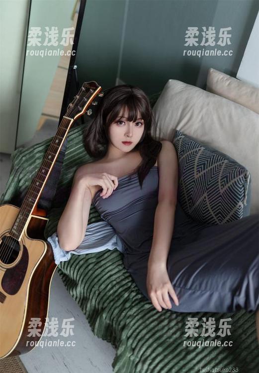 壁纸轮换不积极的快来学习，Natsuko夏夏子教你如何秀出‘小春日和’的美图！
