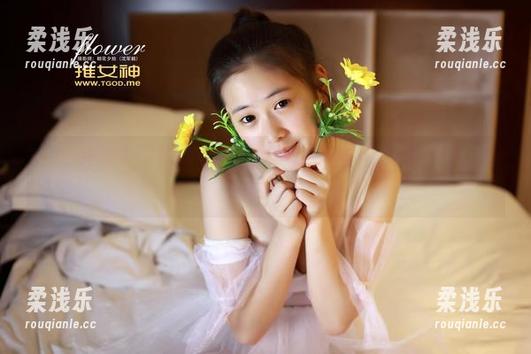 TGOD推女神 - 潇同学的连衣裙：果然不愧是“资源大户”，原图每一处都在召唤我呀。