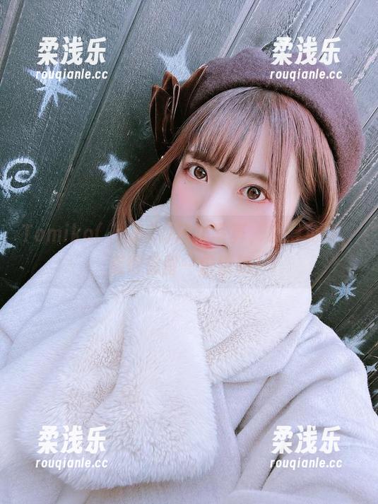 Tomiko(とみこ)网袜写真，来得免费，走得保留一份惊艳！