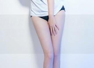 TuiGirl推女郎 – 赵梦洁的体操服：看她如何在美图套图里翩翩起舞，带你飞上天！