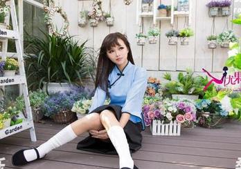 UGirls尤果网 – 说好的最新，李易童的美图真让人期待，皮衣看来是又狠又酷的选择！