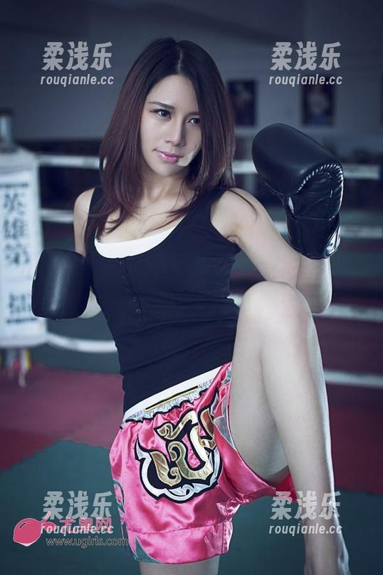 UGirls尤果网-郭婉祈 UGirls尤果网 - 郭婉祈的纯白:无圣光的每一瞬间。