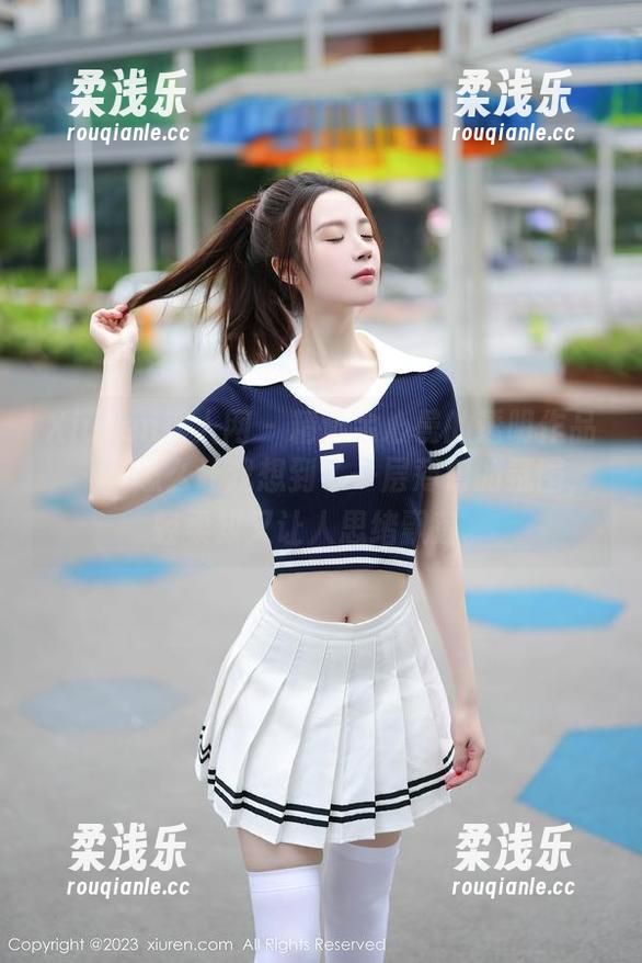 Xiuren秀人网-余心曼 Xiuren秀人网 - 精选余心曼的透明作品,欸,怎么让我想到了一层薄薄的氛围,轻柔却又让人思绪飘荡。