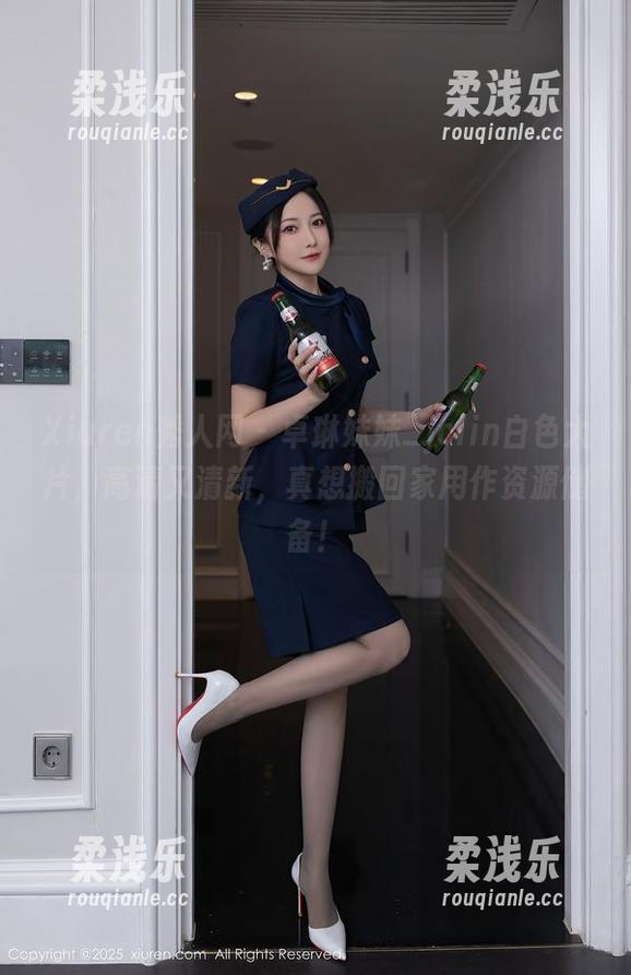 Xiuren秀人网-卓琳妹妹_jolin Xiuren秀人网 - 卓琳妹妹_jolin白色大片,高清又清新,真想搬回家用作资源储备!