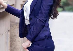 Xiuren秀人网 – 原图更新！周jojobaby用内衣讲述贫民窟里的轻奢生活