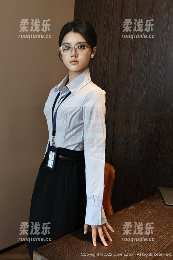 Xiuren秀人网-小茉莉jasmine Xiuren秀人网 - 暴露袜子快来集结:小茉莉jasmine的网袜作品,别看我,其实我也很纯洁!