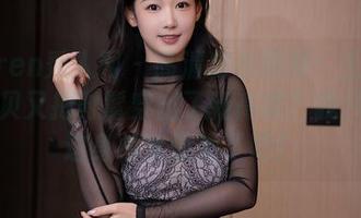 Xiuren秀人网 – 高清皮衣图册：王俪丁小宝贝又把时髦穿出了新高度？我只想说这身材太惊艳了吧！
