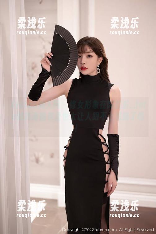 Xiuren秀人网-陶喜乐_lele Xiuren秀人网 - 修女形象在陶喜乐_lele的高清图包里也太让人跟不上思路了吧!
