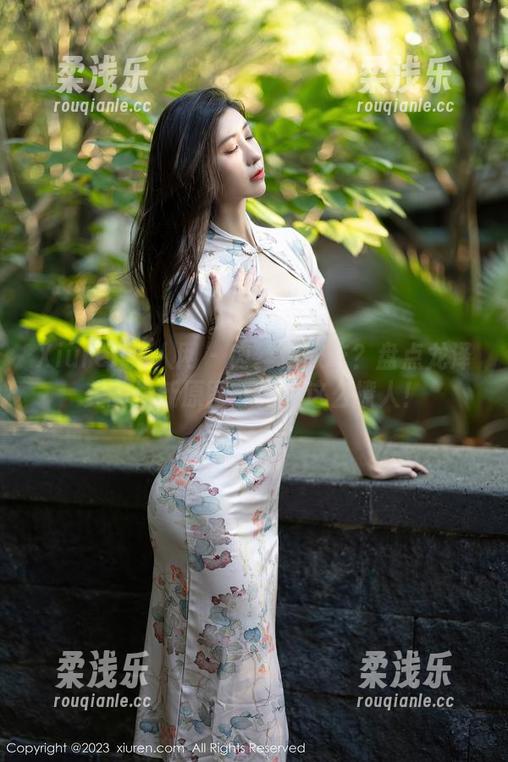 Xiuren秀人网 - 肉丝你敢吃？盘点龙泽美曦最新原图，竟然这么撩人！
