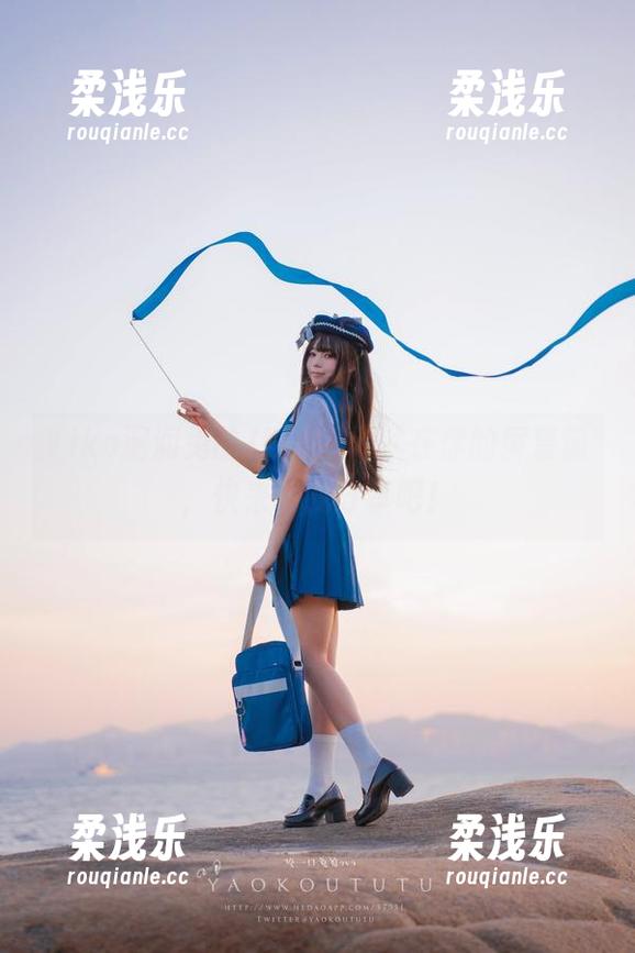 Yiko湿润兔的JK时刻，就在你的屏幕前，快来和我分享吧！