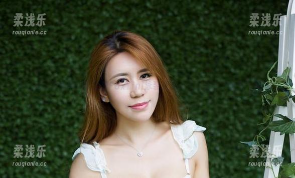 YouWu尤物馆-孟狐狸FoxYini YouWu尤物馆 - 孟狐狸FoxYini泳装资源,泳池边的“运气”满满!