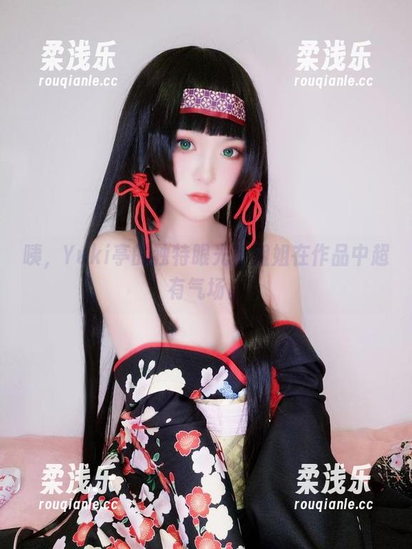 咦，Yuki亭的独特眼光，姐姐在作品中超有气场。