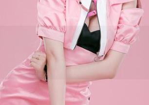 看！ZinieQ的全套写真，宝可梦拉娜跟我玩捉迷藏！