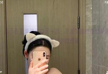 微密圈 – 显示万圣节波动的另一面，不爱笑的赛琳的美图精选，轻轻松松挑逗你的想象