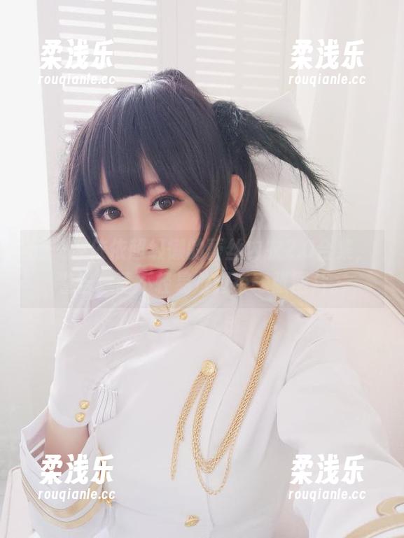 依依超级懒 新一波依依超级懒的蕾丝内衣2.0合集,警告:请不轻易放过每一张图片。