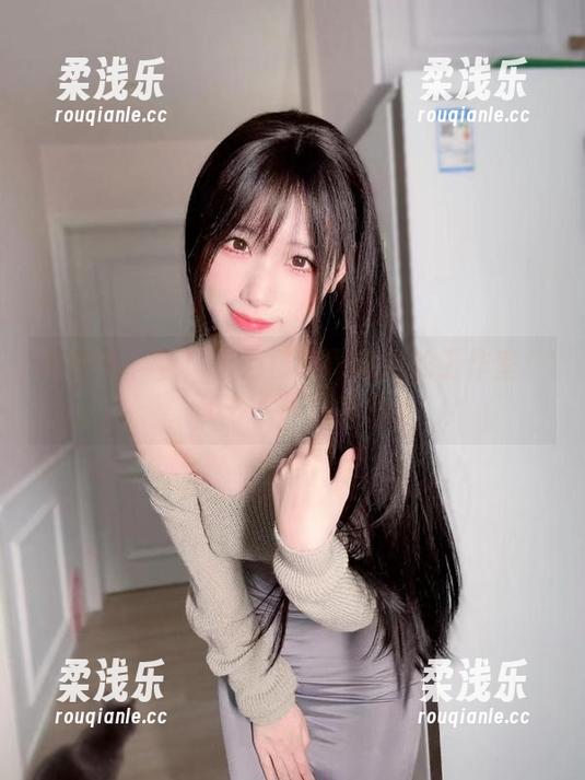 微密圈 - 看！十万口草莓粥粥的工作室：秘书大作战精选