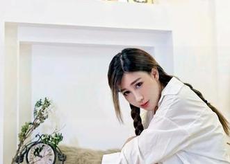 嗲囡囡 – 哈哈，心妍公主这组JK无圣光图集让我忍不住多看几遍…