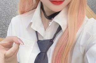 从未见过的大肉丸Amiee，睡衣原图与精选给你不一样的感觉