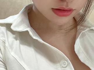 微密圈 – 感谢奶宝妹纸的私拍原图，小情人套装硬是把我的审美哄得甜蜜蜜的！
