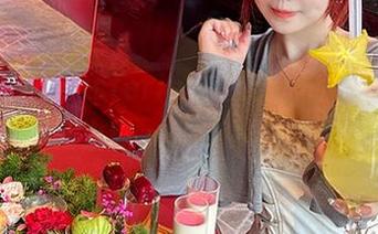 看！宝儿mysterial在校园里的日常：新图片上线，有点跌宕起伏。