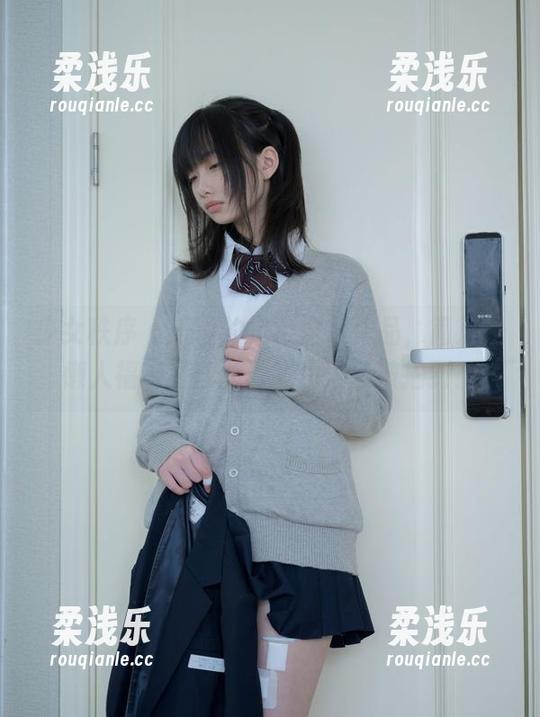 少女秩序-千澄 少女秩序 - 千澄的定制居家作品,简直是懒人福音,你的沙发也渴望被拍到!