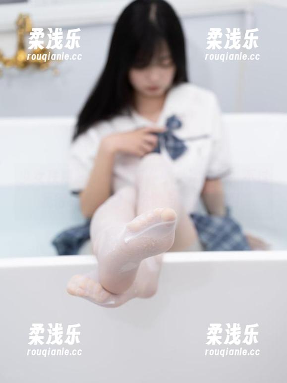 少女秩序-小葵 少女秩序 - 下载小葵《少女》图包,不过我得先警告你,危险与美同在哦!