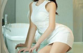 尤果网 – 齐贝贝的最新制服美图更新，你敢不敢多看一会儿？