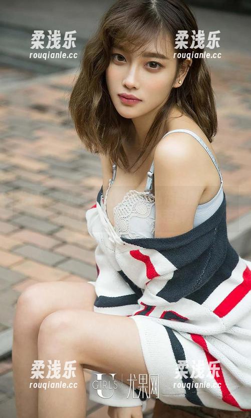 尤果网爱尤物-李丽莎 尤果网爱尤物 - 李丽莎的私拍制服图集:你想到了吗?有点想歪哦。