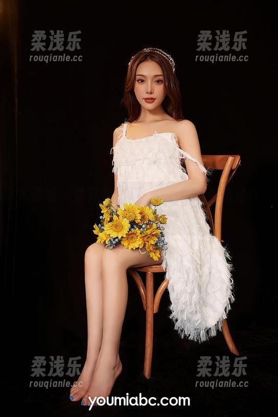 尤蜜荟-龙女宝宝 尤蜜荟 - 就算是旗袍,龙女宝宝的高清作品总有新花样
