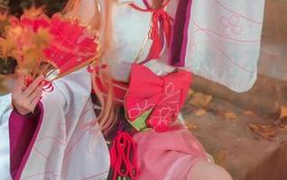 弥音音ww的在线美图，旅拍不是懒惰的借口，是城市漫游的小确幸！