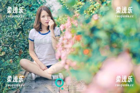 推女神 - 私拍原图奉上，施忆佳Kitty酱变身花嫁，随便一张都是大片！