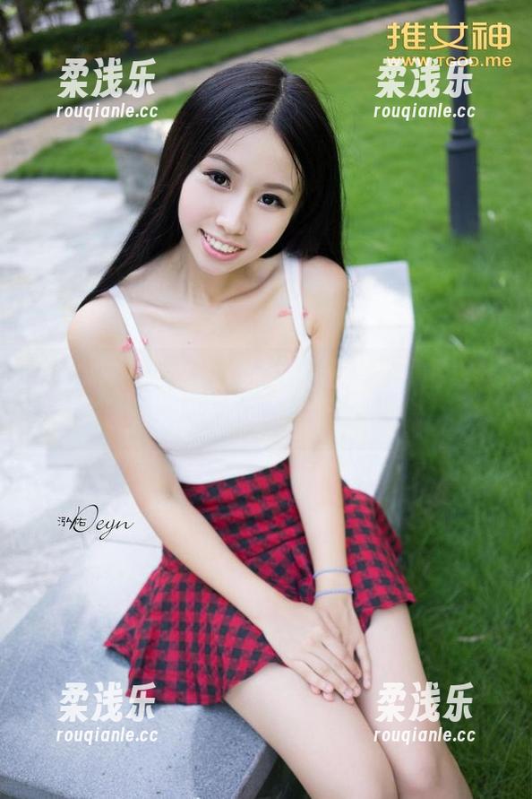 推女神 - 精选图集更新：王明明的裤里丝，让我忍不住多想几层