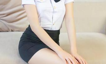 推女神 – 看程小烦如何平衡泳池与游泳圈的关系——图包分享！