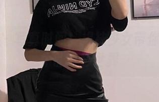 微密圈 – 写真时间！提袜少女带你感受奶牛的奇妙世界