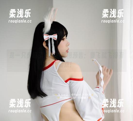 是一只废喵了空姐的美图预告：要飞就飞得有趣点！