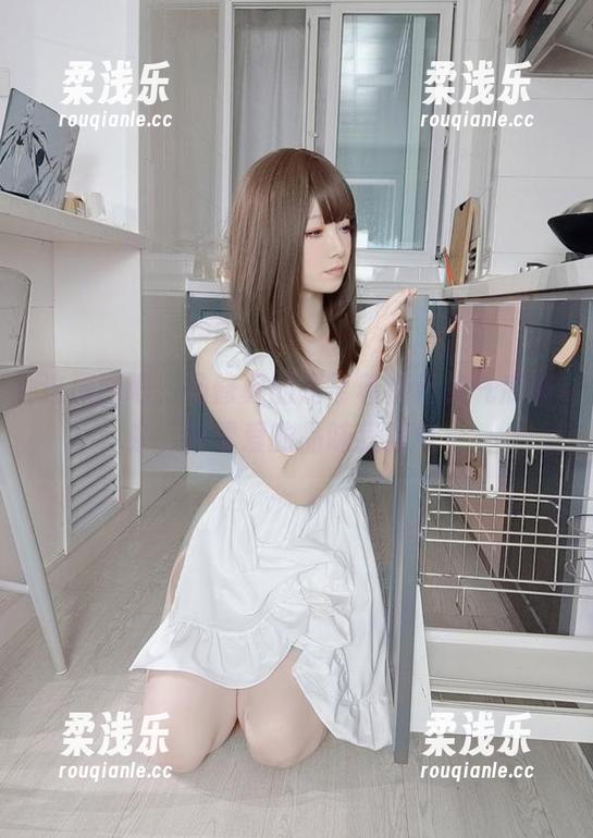 这原图吧，马修真的是带着福利和气质而来，朝雾爱的品味我服气。