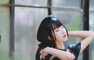 赏木棉棉OwO的草莓泳衣：资源开抢，想想后果？嘿嘿