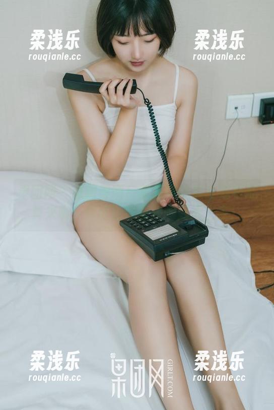 果团网 - 张嘴等啊！莫雅琪的黑丝福利写真来啦，保证让你直接嗨到天上去！