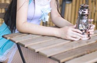 果团网 – 不只是花嫁，通灵儿的私拍美图，蕴藏着多少小秘密啊。
