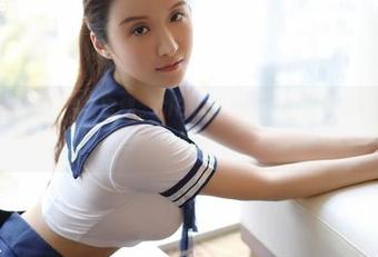 模范学院 – 微妙的镂空感，SiByl李思宁原图和合集中隐晦的小心思